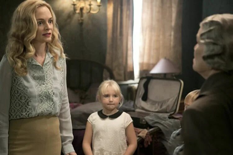 Мейсон дай и кирнан шипка. Цветы на чердаке фильм 1987. Цветы на чердаке кэти и кристофер. Хизер грэм цветы на чердаке. Цветы на чердаке 1987.