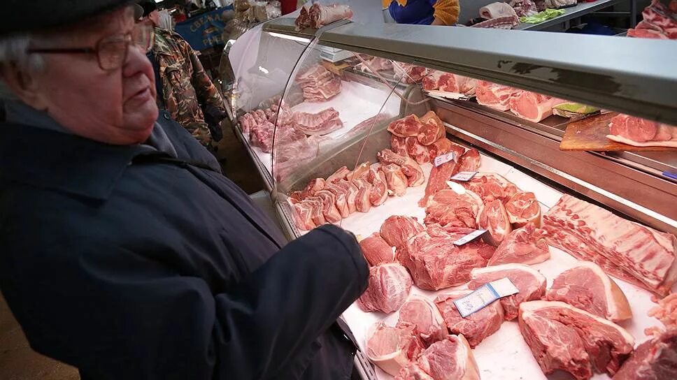 Магазин мяско новошахтинск. Мясо тут. Мясная витрина. Малоярославец аузина 6. Мяско малоярославец.