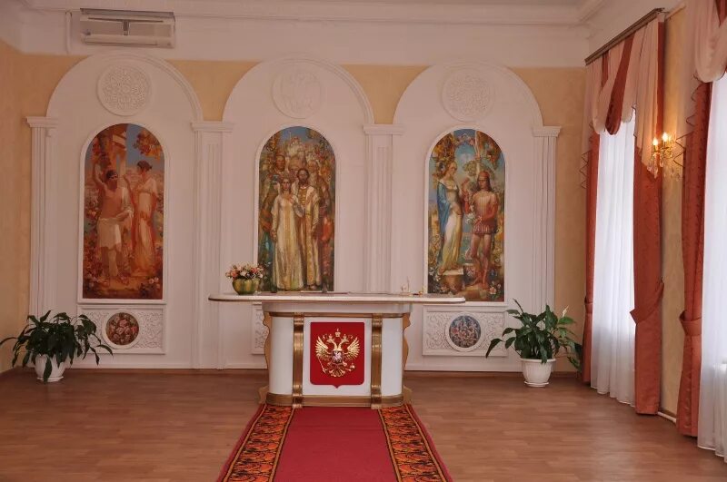 Работа загса елец. Загс елец. Елецкий загс городской. Загс елецкого района. Ведущий на свадьбу липецк.