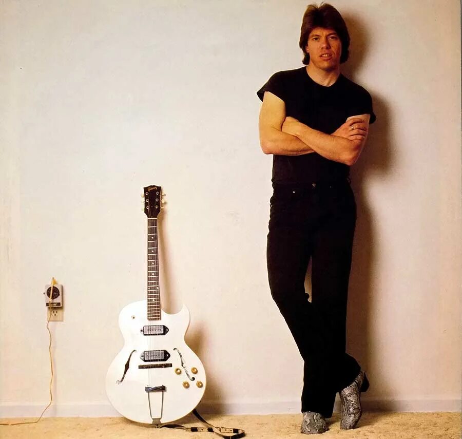 George thorogood bad to the. Джордж Торогуд. Джордж Торогуд 1982. George Thorogood 2022. Джордж Торогуд в молодости.