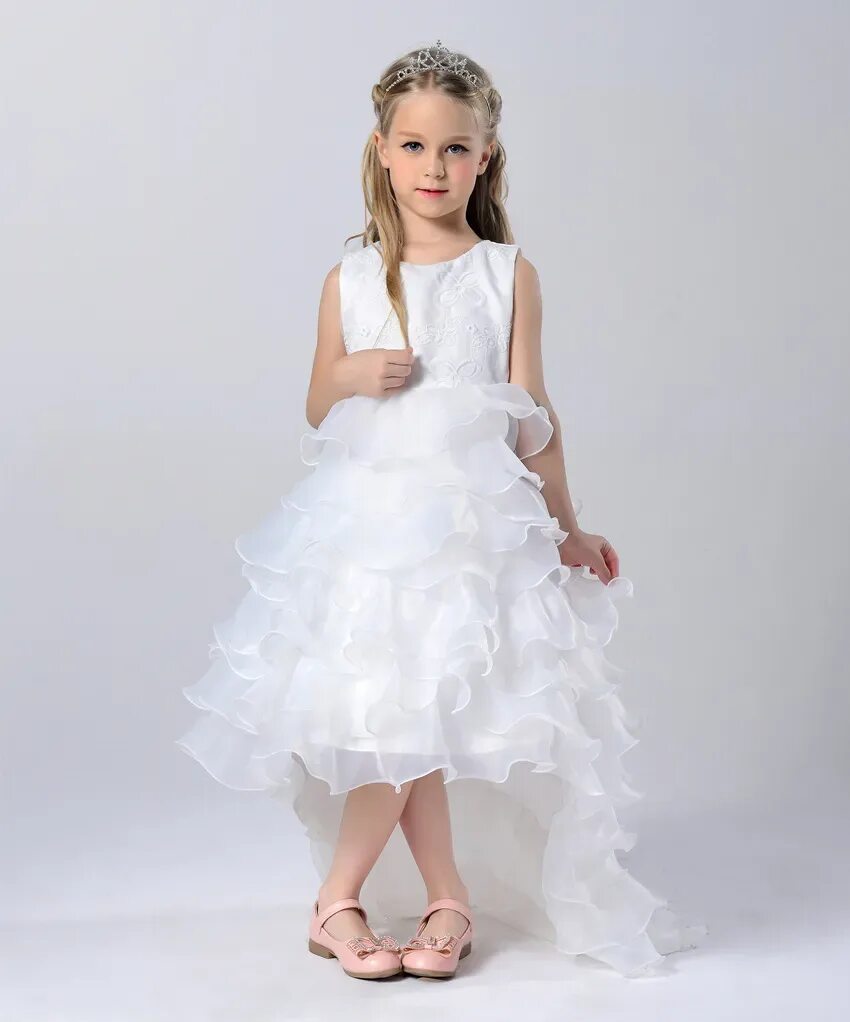 Белое платье девочке 5 лет. Белое платье для девочки. Белое платье без рукава на девочку. Новогоднее платье для девочки. Платье orsolini белое.