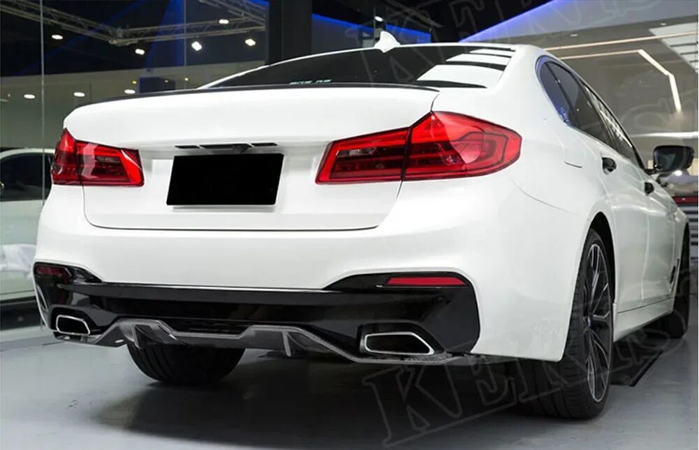 Диффузор g30. Задний диффузор bmw g30. карбоновый спойлер bmw g30. g30 диффузор перфоманс. f30 с бампером g80.