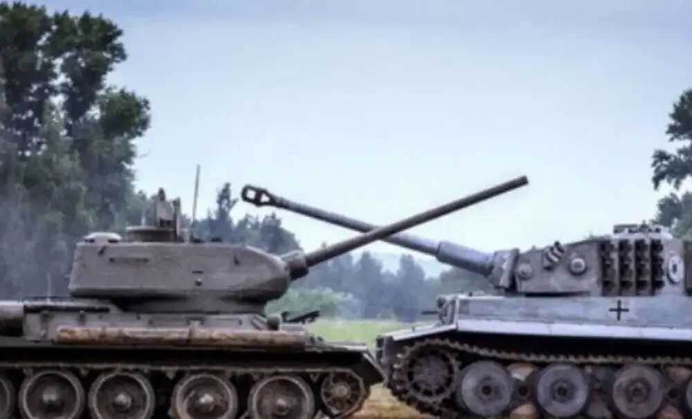 Ис 2 тигр. Танк т-34 с ведром на дуле. Т 34 85 С ведром на дуле. Ведро на дуле танка т-34. ИС 2 И тигр.