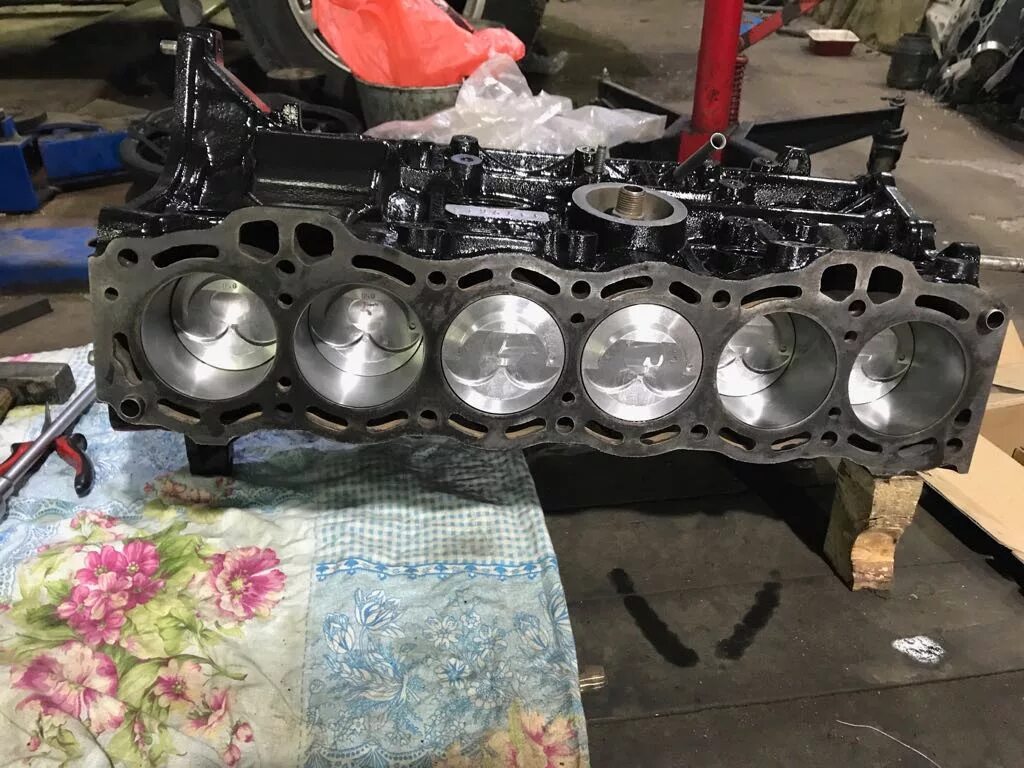 Ремонт мотора. Капитальный ремонт двигателя ока. Капремонт двигателя. Стоит ли капиталить двигатель. Капремонт двигателя.