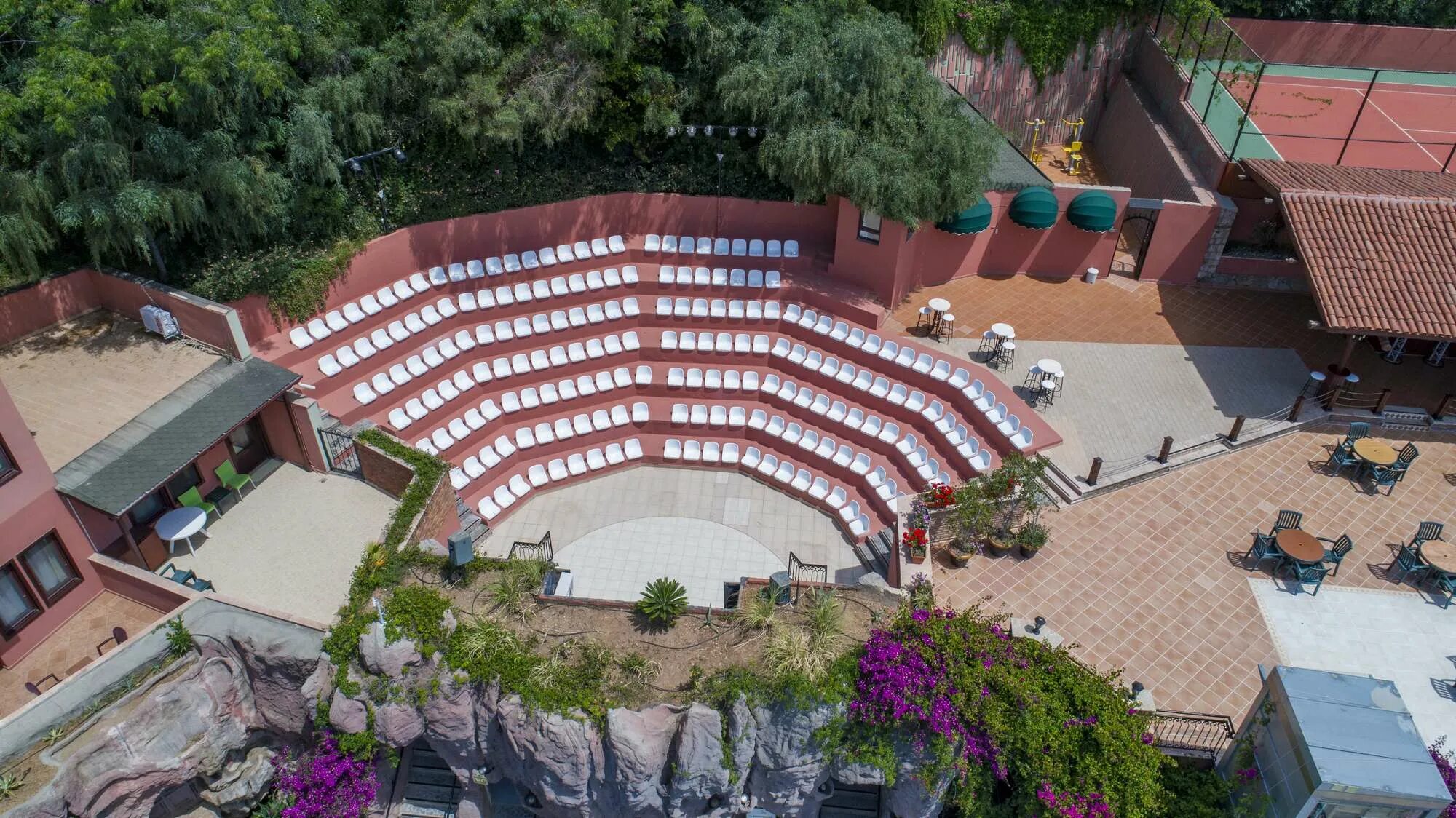 Sundia by liberty suncity 4 oludeniz. Sundia by liberty sun city 4. сан сити отель бич клаб олюдениз. Sundia by liberty suncity 4. Sun city hotel & spa naftalan.