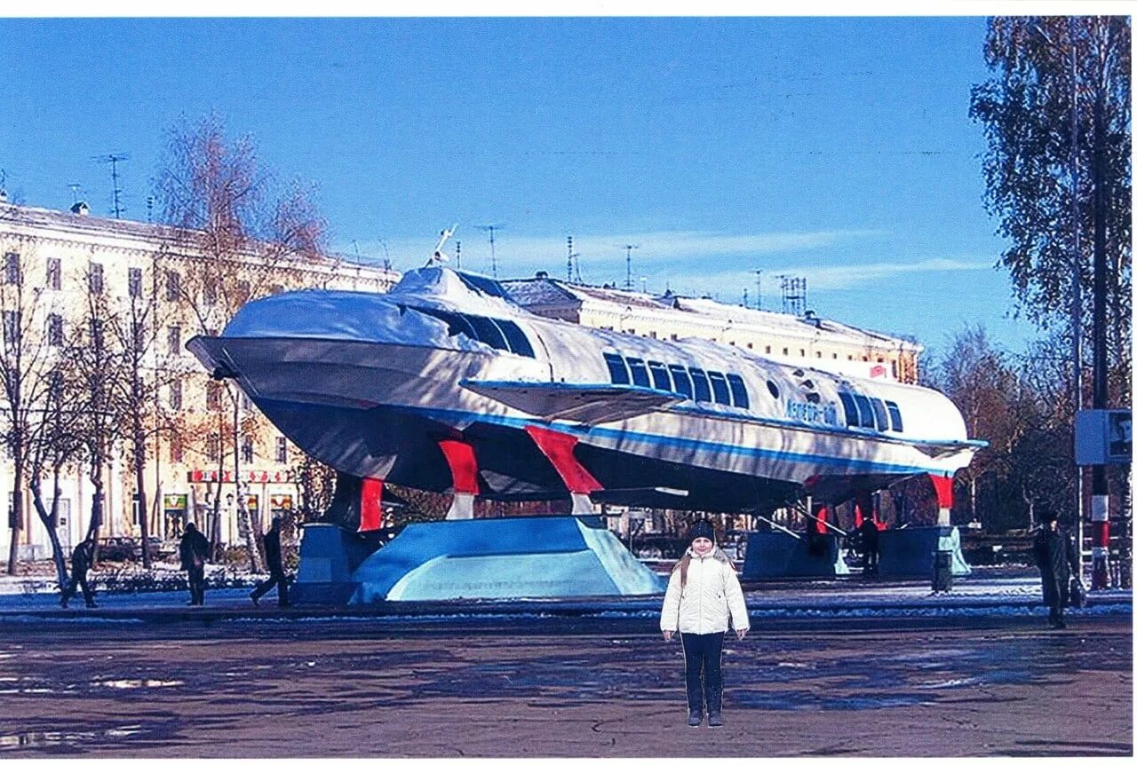 Сормово кинотеатр буревестник. Сормовский буревестник. Сормово кинотеатр буревестник. Площадь буревестника нижний новгород сормово. Нижегородский метрополитен станция буревестник.