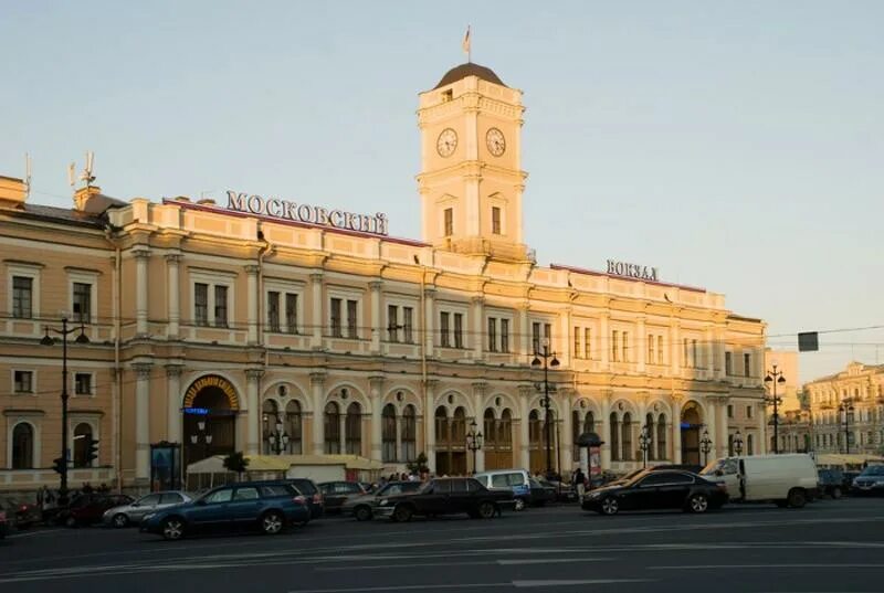 Московский вокзал спб. Николаевский московский вокзал. николаевский московский вокзал в санкт-петербурге. николаевский московский вокзал в санкт-петербурге неоренессанс. московский (николаевский) вокзал (санкт-петербург). арх. к.а. тон. 1847—1851.