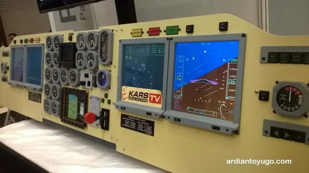 Современная авионика. Авионика мс-21. блок авионики a7d. nec-nippon avionics. авионика фото.