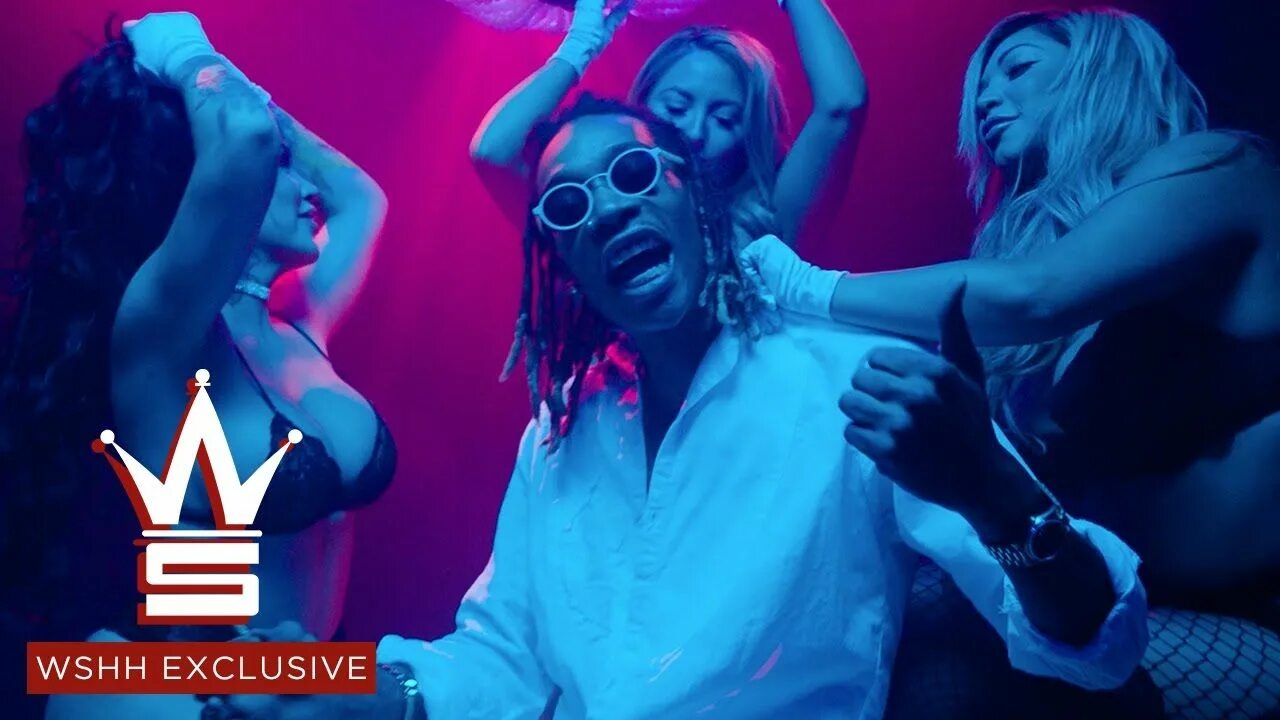 Песня juicy daryana. WSHH Exclusive. Juicy j Wiz khalifa. Juicy j глянец. Wiz khalifa Mia ft. Juicy j.