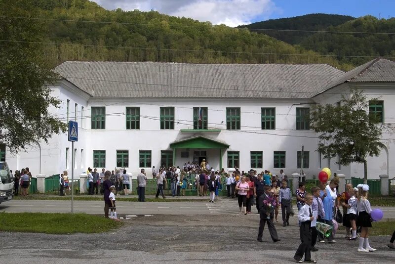 5 села. Поселок Краснореченский Приморский край. Краснореченский Приморский край Дальнегорский район. Школа 5 Краснореченский Приморский край. Приморский край город Дальнегорск с Краснореченский фабрика.