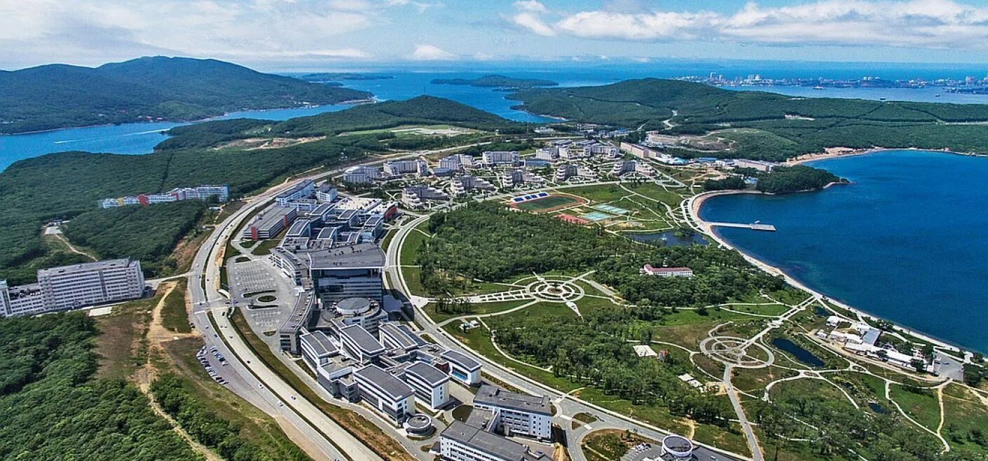 Русский (остров, приморский край). Владивосток с высоты русский сан-франциско. Русский (остров, приморский край) острова владивостока. Русский остров острова владивостока. Пляж набережной кампуса двфу о.