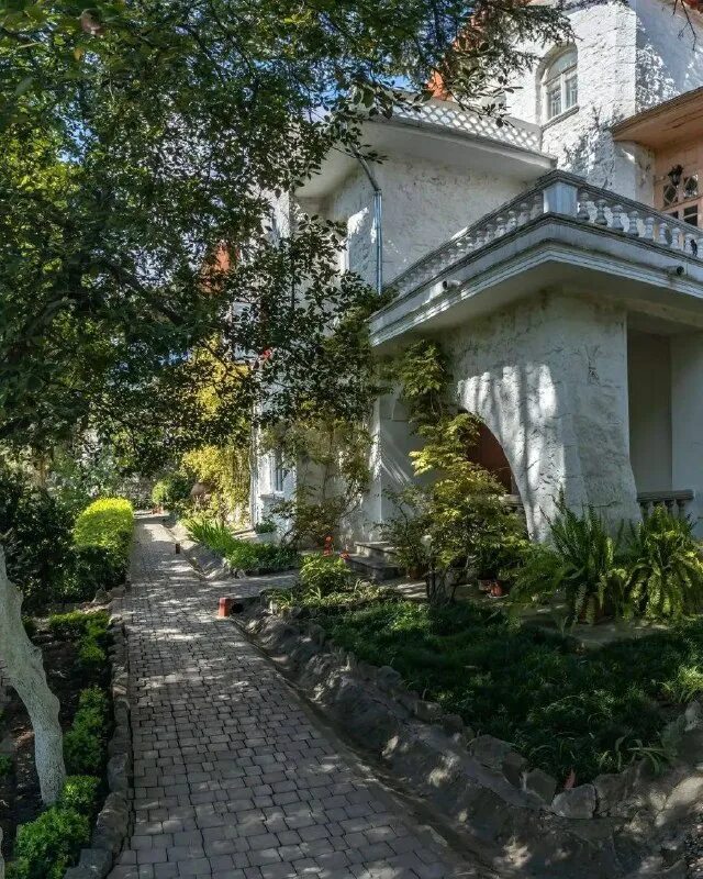 дача-музей а. чехова в ялте, ялта. ялтинская дача чехова. п. дом-музей а.