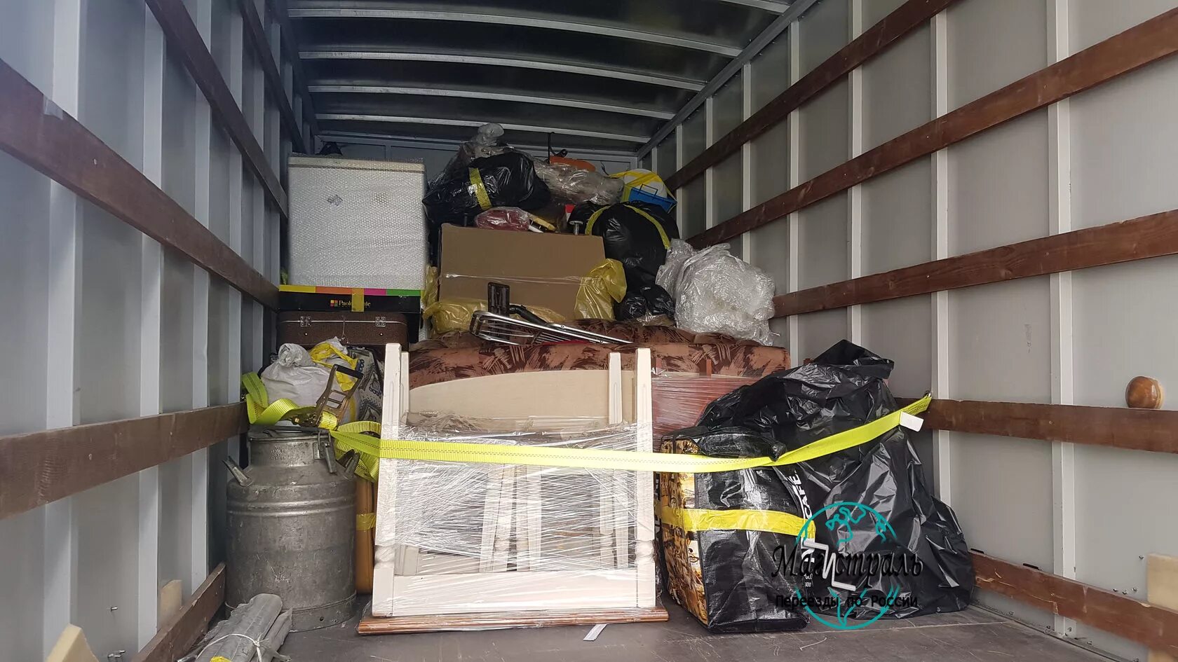 Частые переезды. Перевозка вещей военнослужащих. Документы для военного переезда. Контейнер для перевозки вещей. Грузоперевозки вещей военнослужащих.