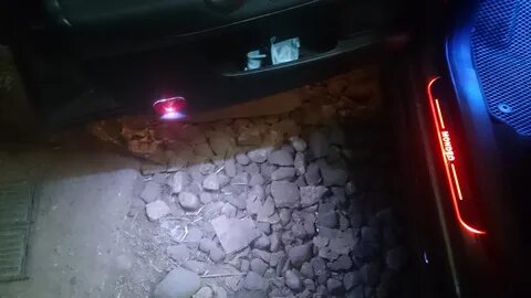 Подсветка околодверного пространства форд c max