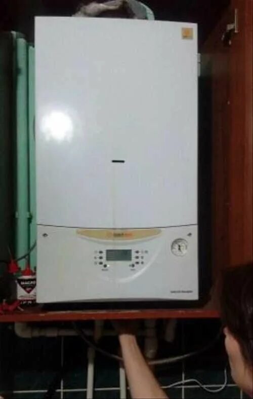 Котел газлюкс ошибка е1. Газовый котел газлюкс. газовый котел газлюкс стандарт. навесной котел газлюкс. двухконтурный котел газлюкс.