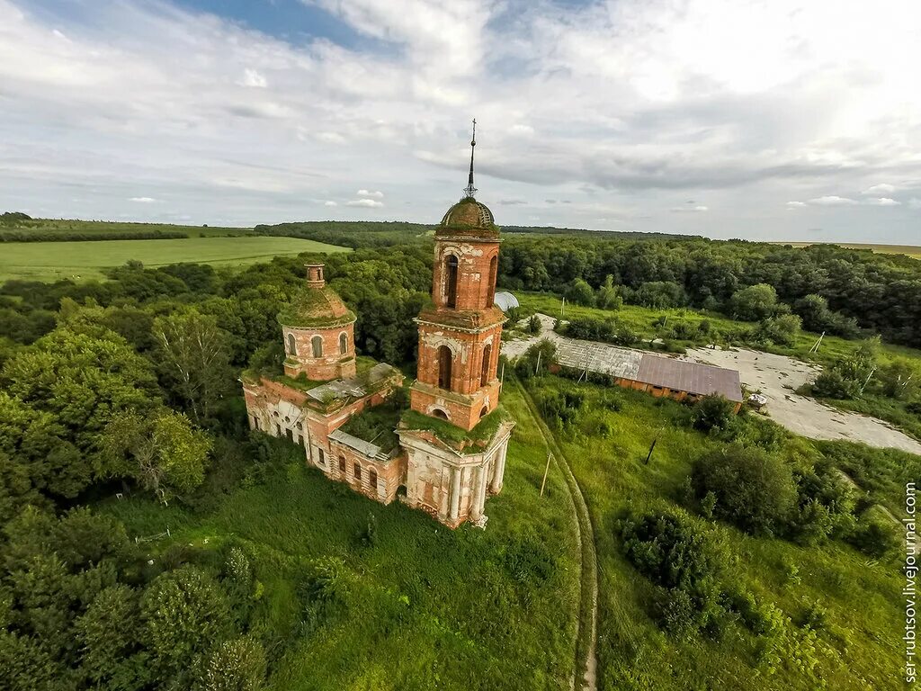 Деревни тульской области. Село Пирогово Тульская область Щёкинский район. Церковь села Пирогово Щекинского района. Церковь в Пирогово Тульской области. Усадьба Малое Пирогово Тульская область.