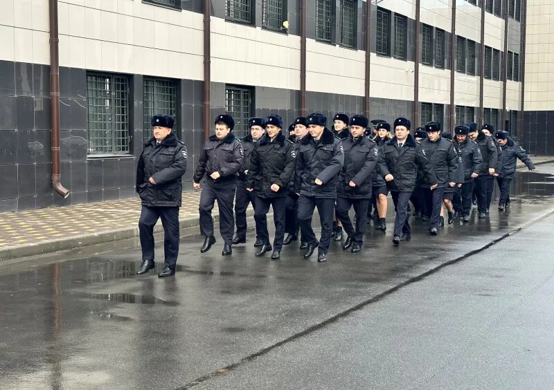 Переход с зимней формы на летнюю. Карачаево-Черкесская Республика полиция. Переход с зимней формы на летнюю в полиции.