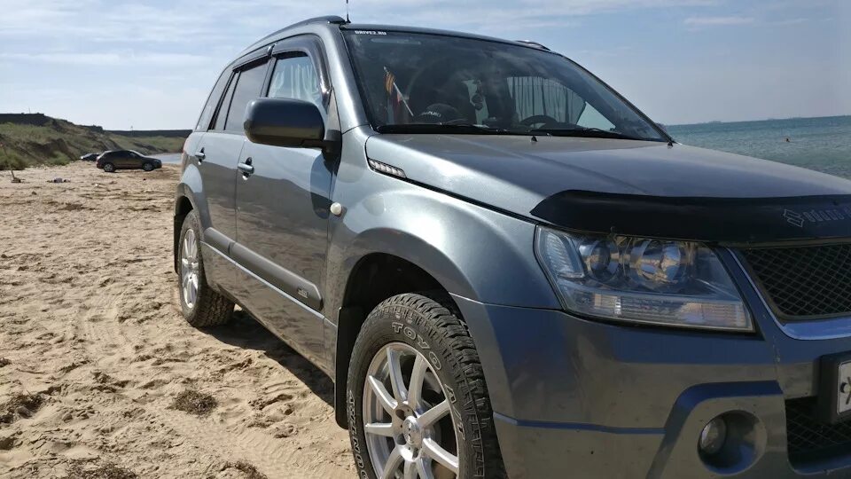 Suzuki vitara 2013. Сузуки витара 2007. Сузуки грант витара 2012. Grand vitara серый раптор. Сузуки грант видара 2007.