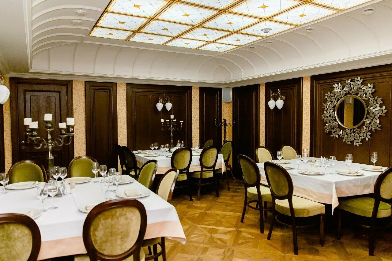 Ресторан milli казань. Брассерия казань. Самый дорогой ресторан в казани. Бурбон кафе воронеж. Самый дорогой ресторан в казани.