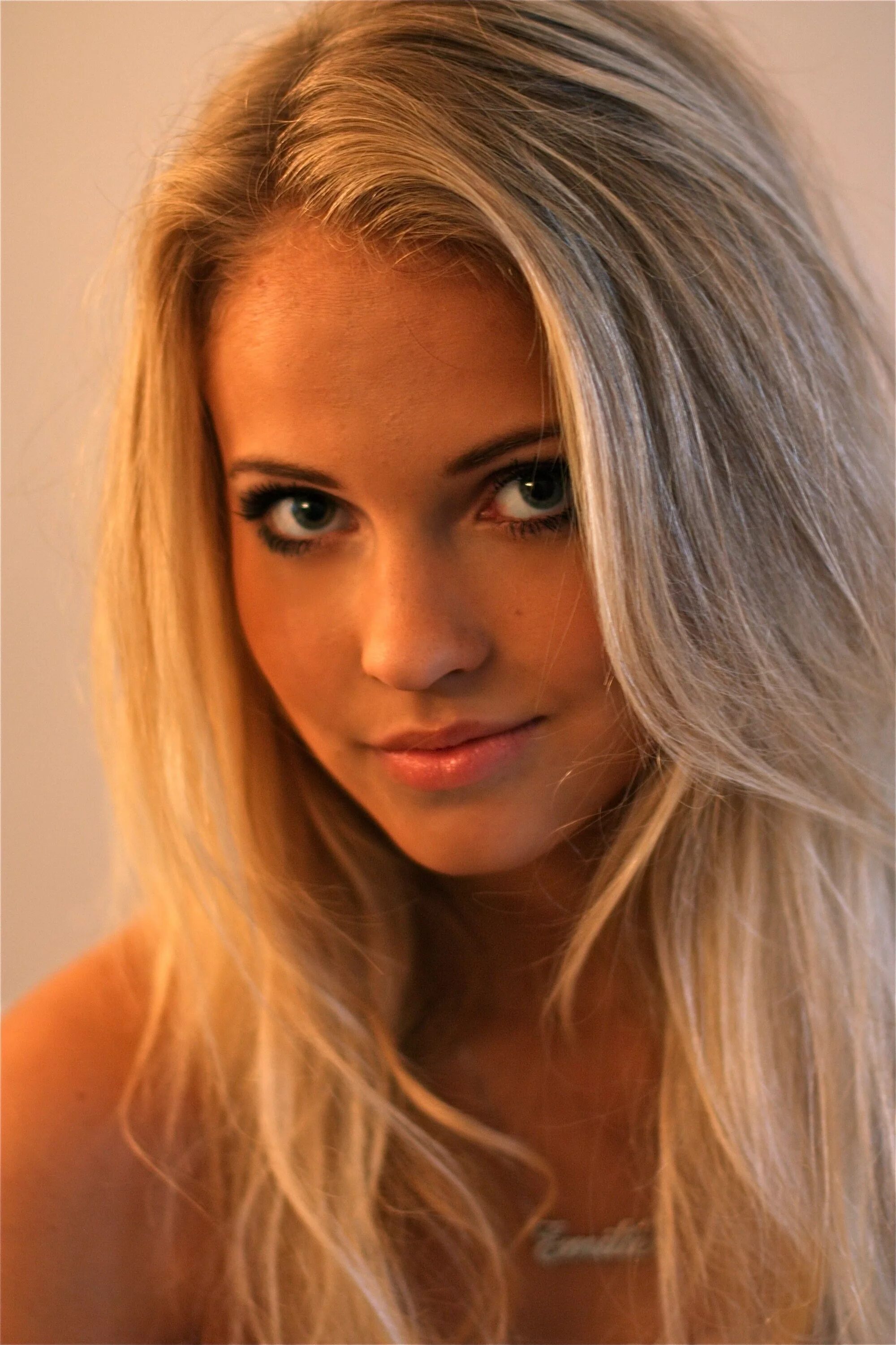 Emilie Nereng. Emilie Marie Nereng. Emilie Nereng фото. Blonde teen 18