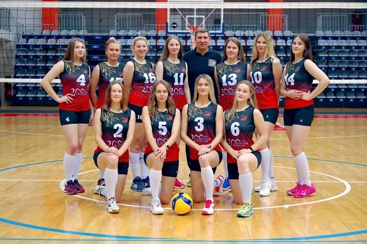 Волейбол чемпионат 2025 2025. Волейболисты россии. волейбол чемпионат. самая высокая волейболистка. волейбол воронеж.