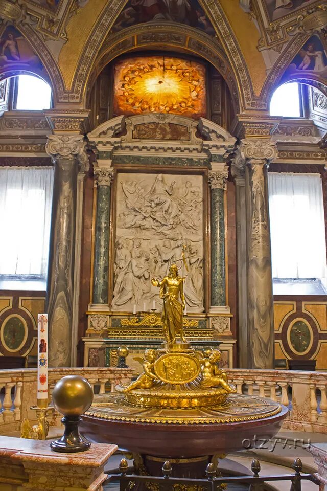 Римская полночь. Слава одиночество ноты. Время за полночь ноты. Время за полночь ноты. Колизей ночью фото.