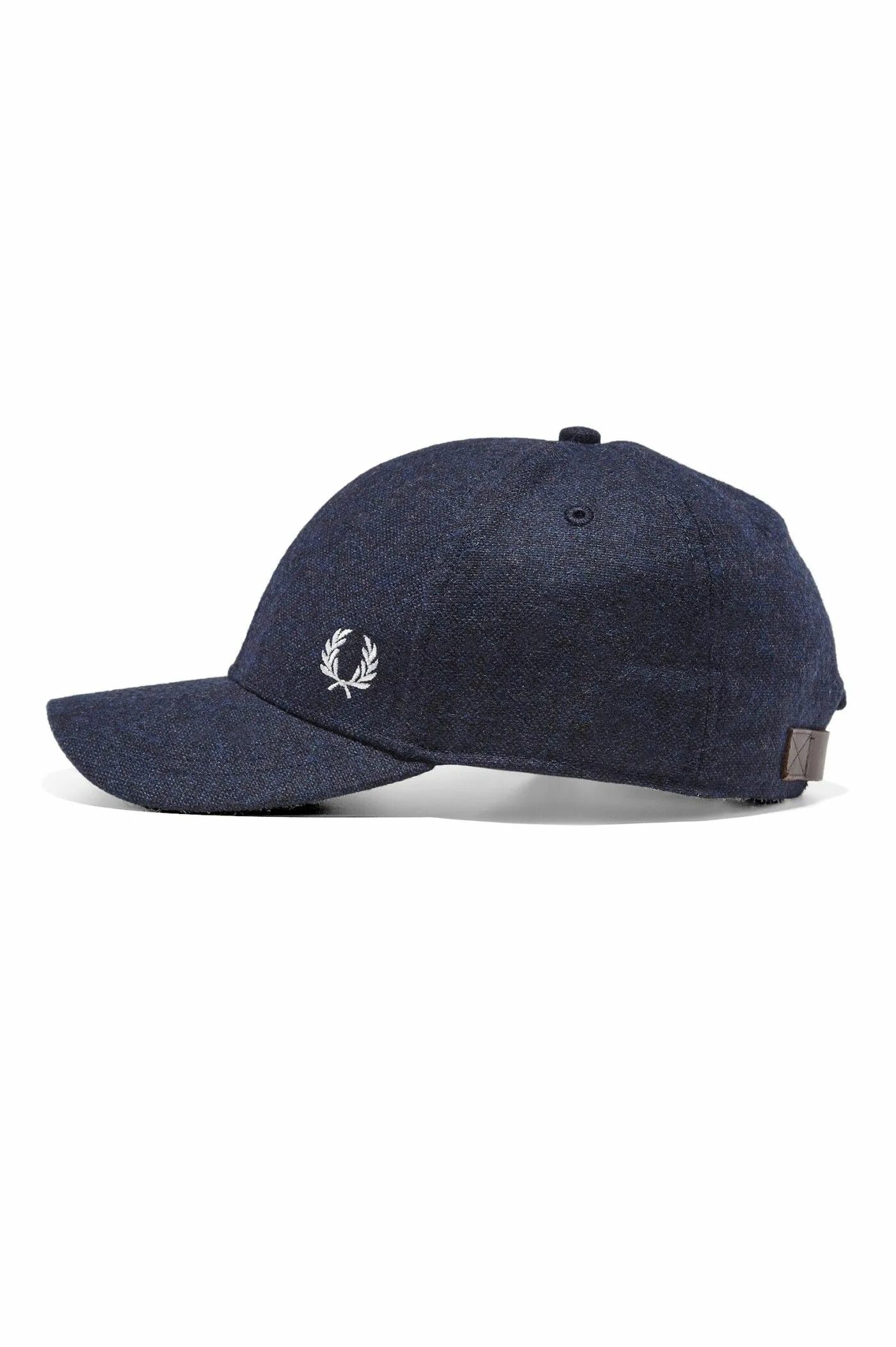Кепка fred perry белая. Кепка fred perry. Кепка fred perry. Кепка жиганка fred perry. Кепка fred.