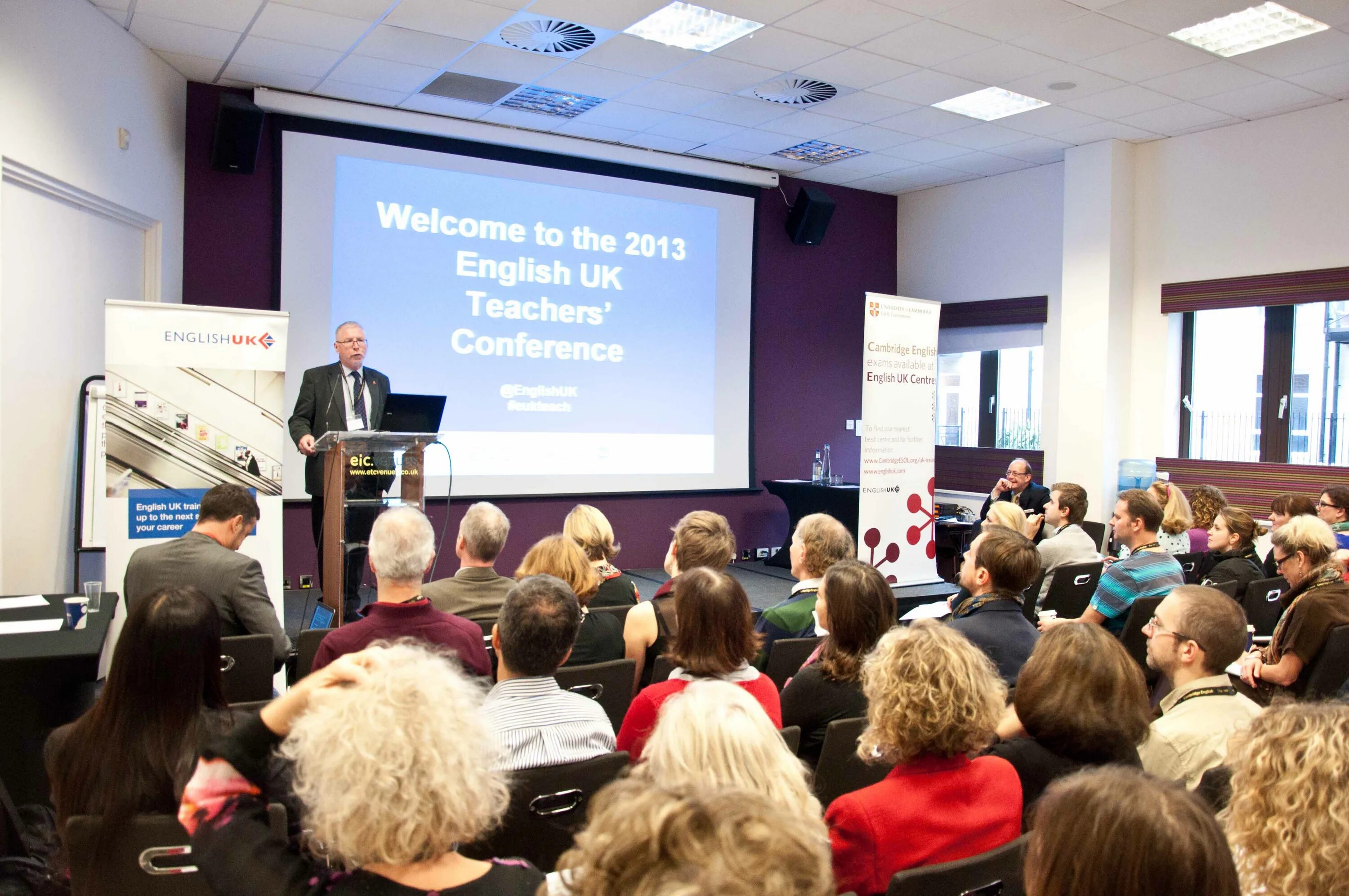 Teacher conferences. Конференция на английском. Конференция по английскому языку. Британской конференции. Международная конференция.