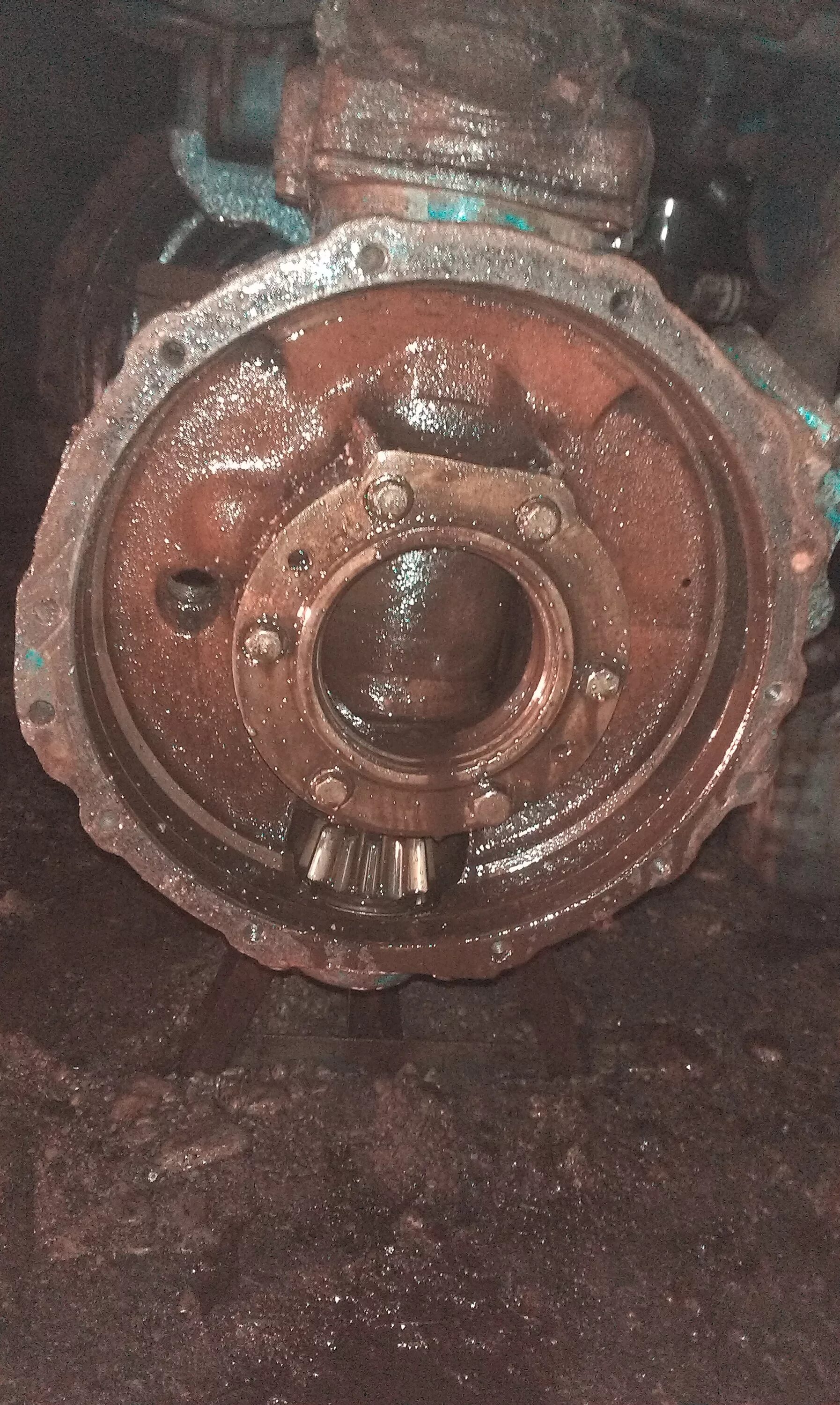 1. Как поменять мост на мтз 82. Привод переднего моста трактора мтз-82. Хвостовик переднего моста мтз 1221. Бортовая мтз 82 переднего моста.