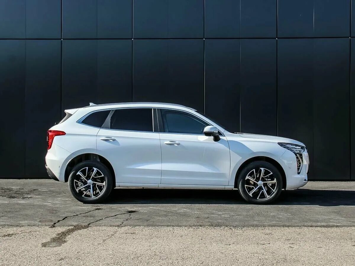 Хавал джолион рестайлинг тест драйв. Хавал джолион 2025. haval jolion 2025 белый. haval jolion elite коробка передач. haval jolion 2025.