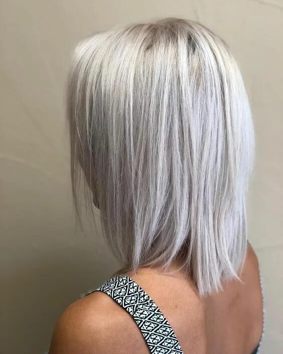 Макияж Прически Маникюр Мода Short bob haircuts, Short bob hairstyles, Angled bo