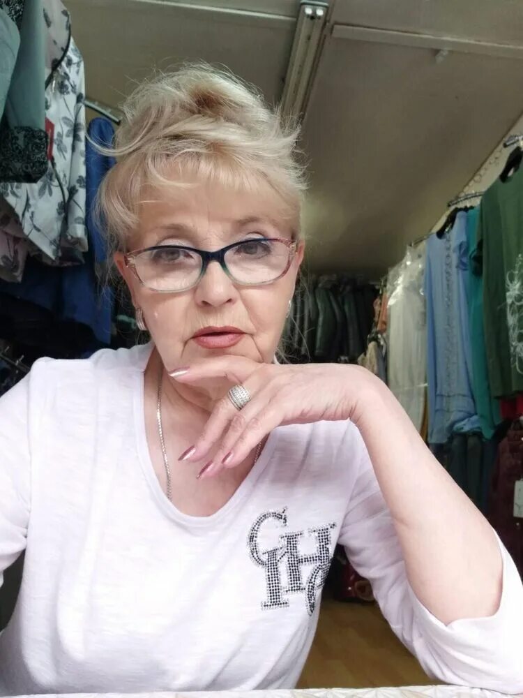 Женщина 67 лет. Женщина 68 лет. Марюкова нина 66 лет. Женщина 67 лет. Знакомые женщина 68 лет.