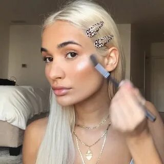 Make up 10