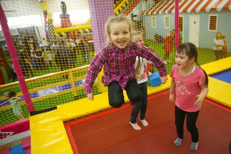 тут батут можга. екатерина капина сарапул. тут батут можга. батутный центр череповец выкрутас. батутный центр тут батут петрозаводск.