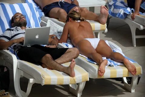 People who liked Anne-Sophie Lapix's feet, also liked.