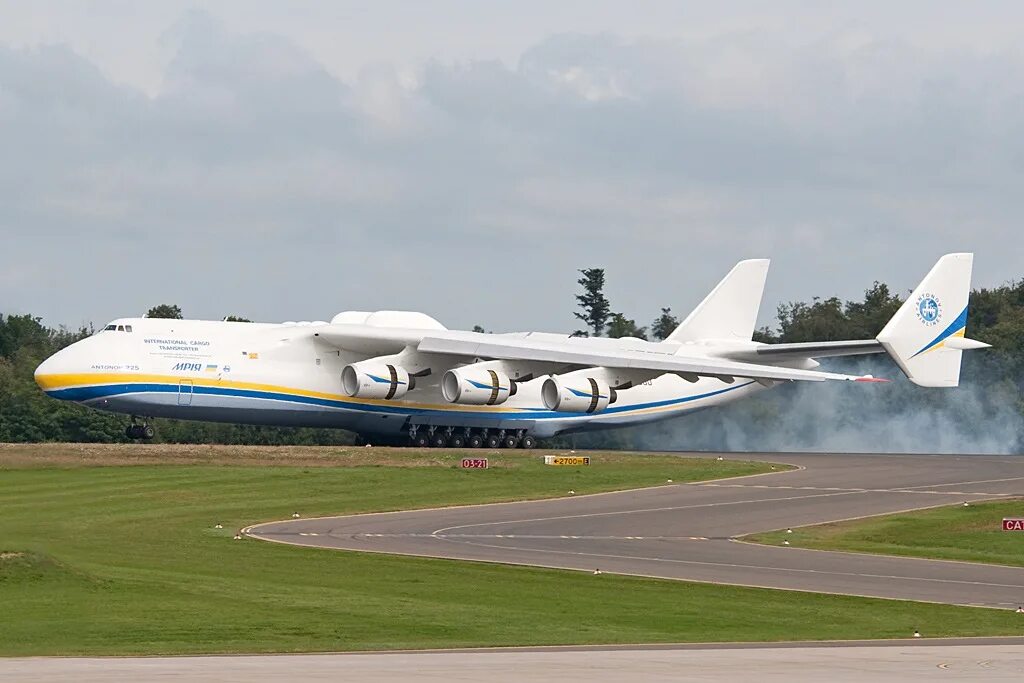 ан-148 пассажирский самолёт. самолет ан 148. все самолеты. самолет мрия ан-225. разные самолеты.