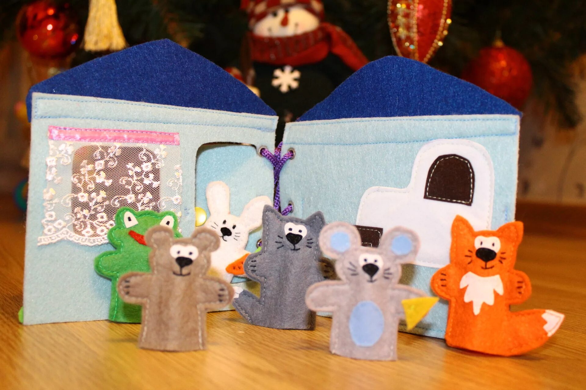 кукольный театр своими руками. домашний театр пальчиковые куклы. кукла из подручных материалов. мастер класс театр своими руками. театр на деревянных лопаточках.