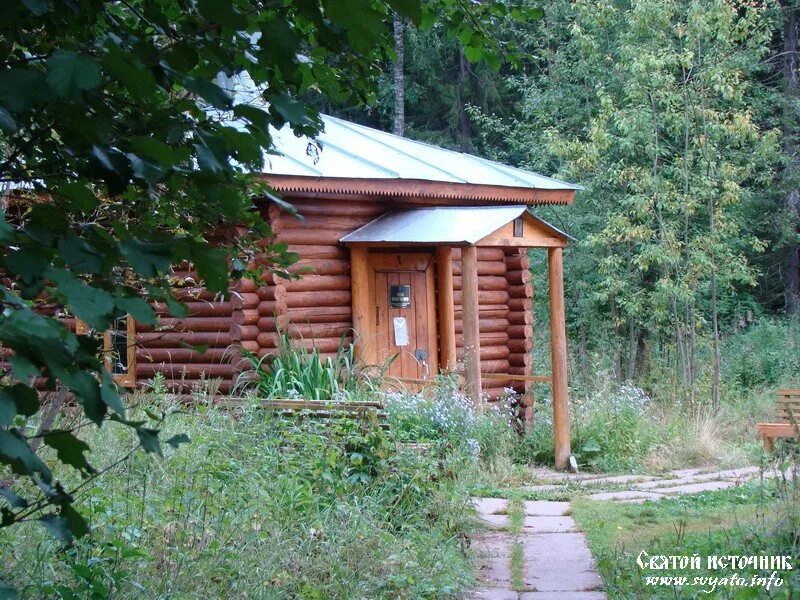 Родники пермский край. Святой источник Николая Чудотворца село Кольцово Пермский район. Романово Родник Пермский край. Село Романово Пермский край Усольский район. Родник Святой источник Ныроб.