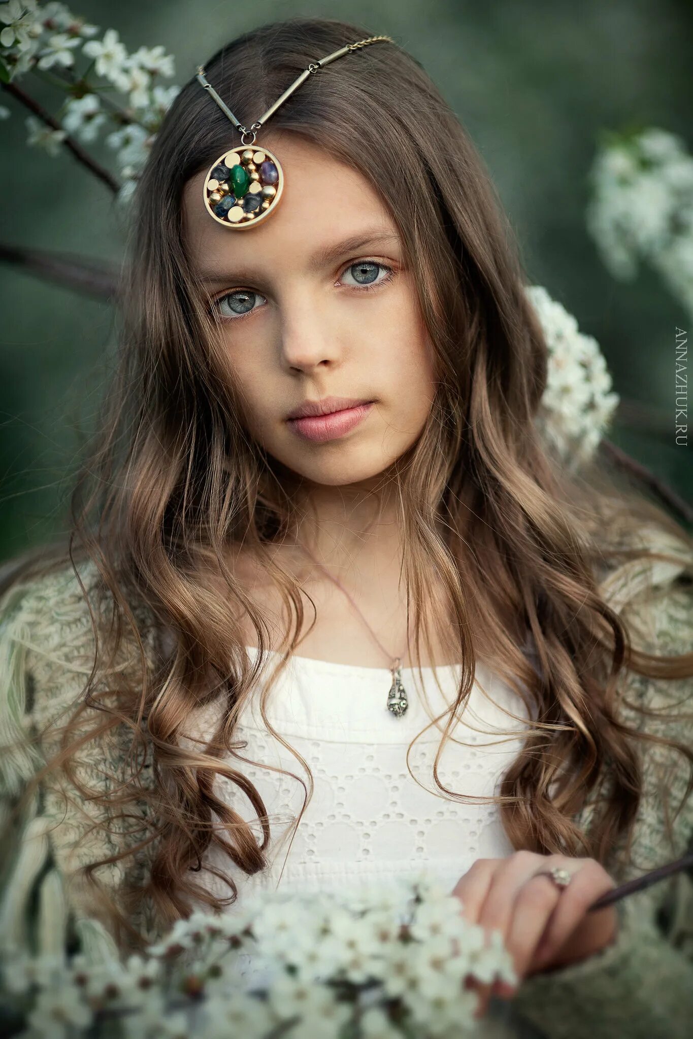 Дарья крейс fashion kids. Серебряные модели девочки. Алёна кунда фотограф. Овела модель. Дарья крейс.