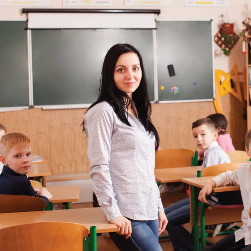 Учительницы брюнетки