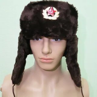Ушанки с кокардой