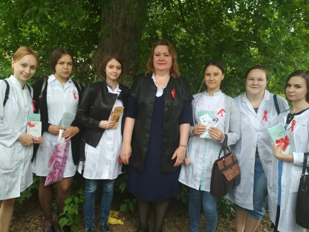 Медцентр пульс казань. Ул. Чистополь урицкого 93. Агат егорьевск медицинский центр телефон. Волонтеры чистопольское мед училище.