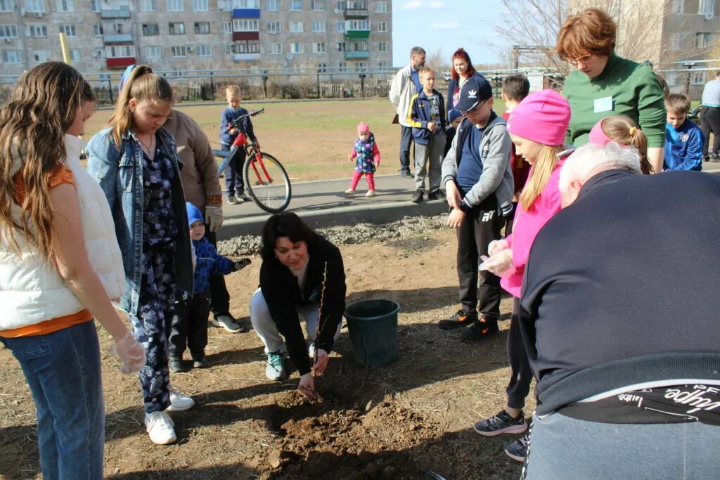 Новости бузулукского района сегодня. День экологии. Елховка Бузулукский район. Глава Бузулукского района скандалы.