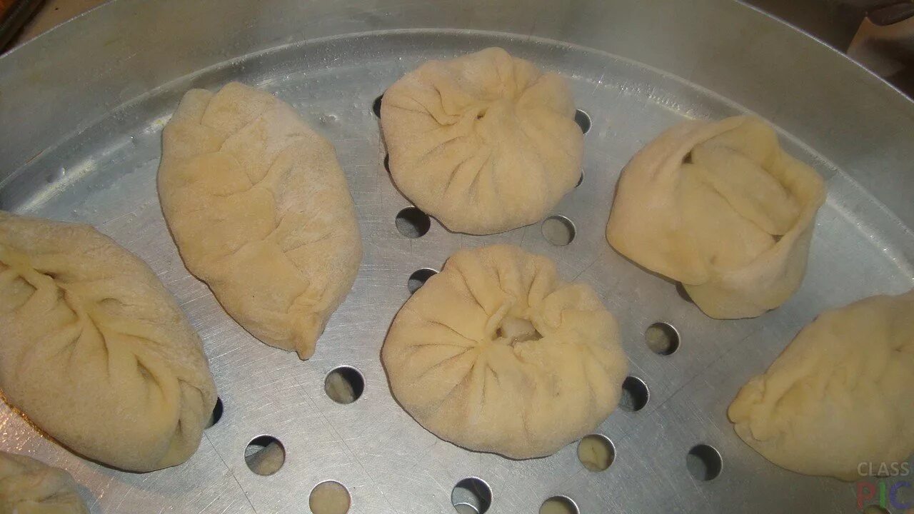 Защипать манты. Как защипывать манты. Манты как лепить красиво пошагово. Защипывание мантов. Форма мантов мантов манты.