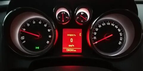 Opel astra панель