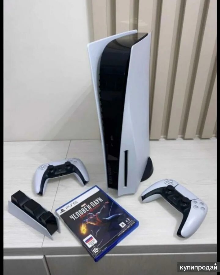 Низкий приставка. Sony PLAYSTATION 5 825 ГБ. Vertigo ps5. Ps5 лимитки. Pg5 ps5.