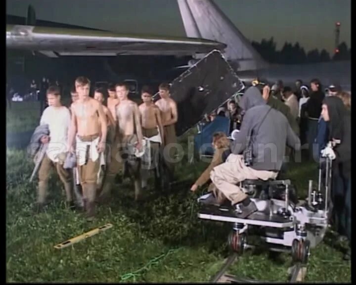 Фильм сволочи 2. Режиссер фильма сволочи. Съемки сволочи. Фильм сволочи. Сволочи фильм 2006 тяпа.