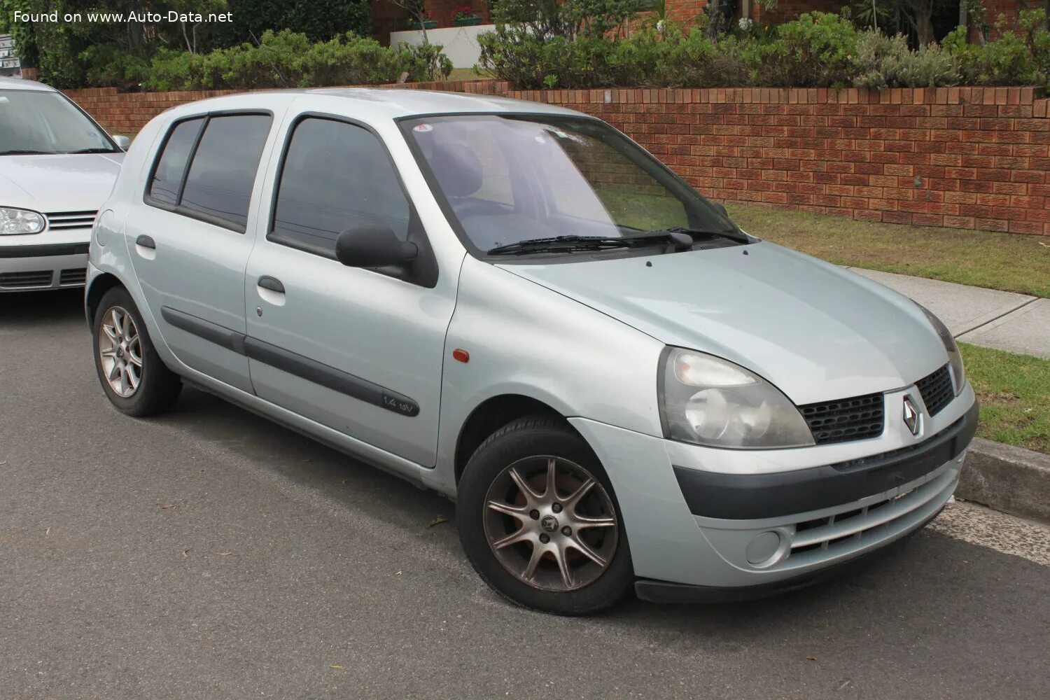Emelkedik megnyugtat paszta renault clio rs wiki Szocializmus kielégít Minden hé