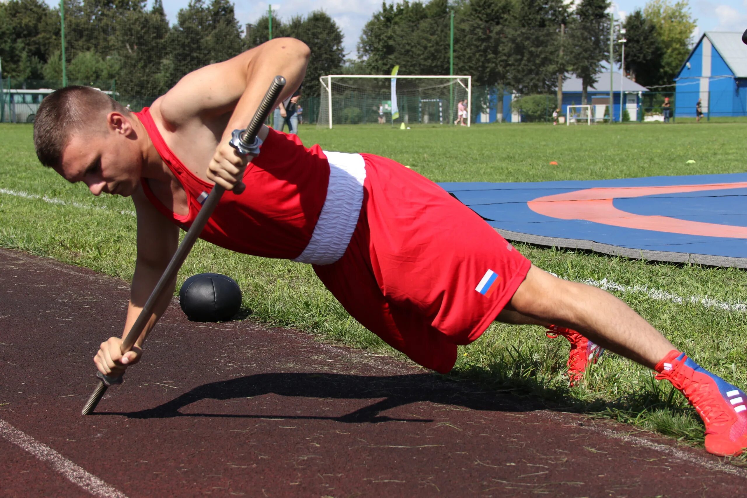 Спортивная культура спортсменов. Физкультурник и спортсмен. День физкультурника. День физкультурника в Свиблово. День физкультурника спортивный праздник.