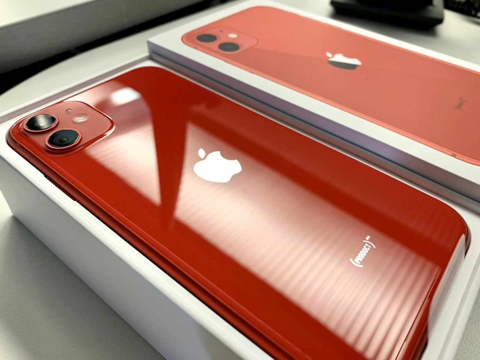 Айфон 11 64 гб бу. Iphone 11 Red. Iphone 12 красный 64gb. Iphone 11 128 Red. Apple iphone 11 256gb красный.